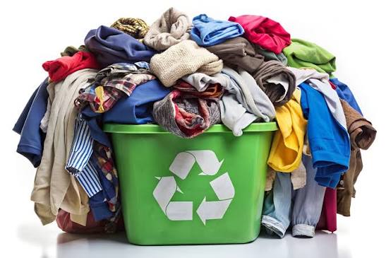 ANUNȚ privind gestionarea corectă și colectarea separată a deșeurilor textile în Comuna Creaca